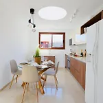 Villa Casa Bliss - Luxury 3 Bedrooms Tauro Golf Wifi