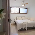 Casa Bliss - Luxury 3 Bedrooms Tauro Golf Wifi