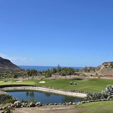 Casa Bliss - Luxury 3 Bedrooms Tauro Golf Wifi ヴィラ