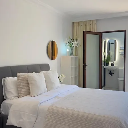 Casa Bliss - Luxury 3 Bedrooms Tauro Golf Wifi